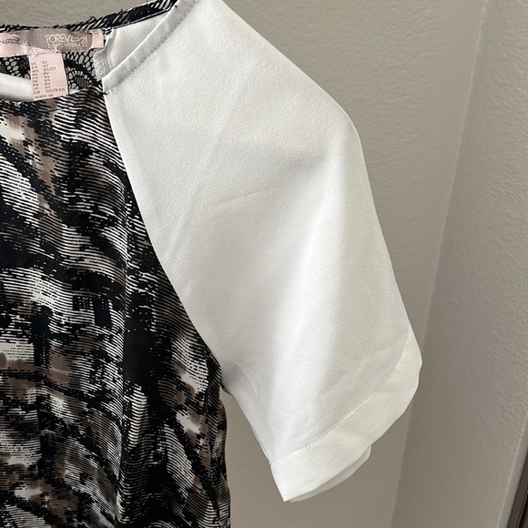 Blouse - Picture 3 of 4